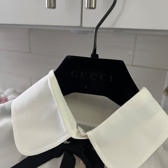 Gucci button down silk blouse - Picture 7 of 10